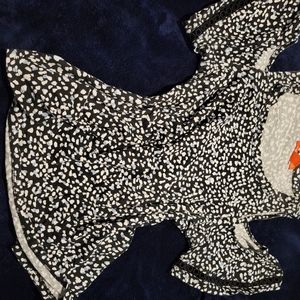 Joe fresh, printed XS cold shoulder shirt